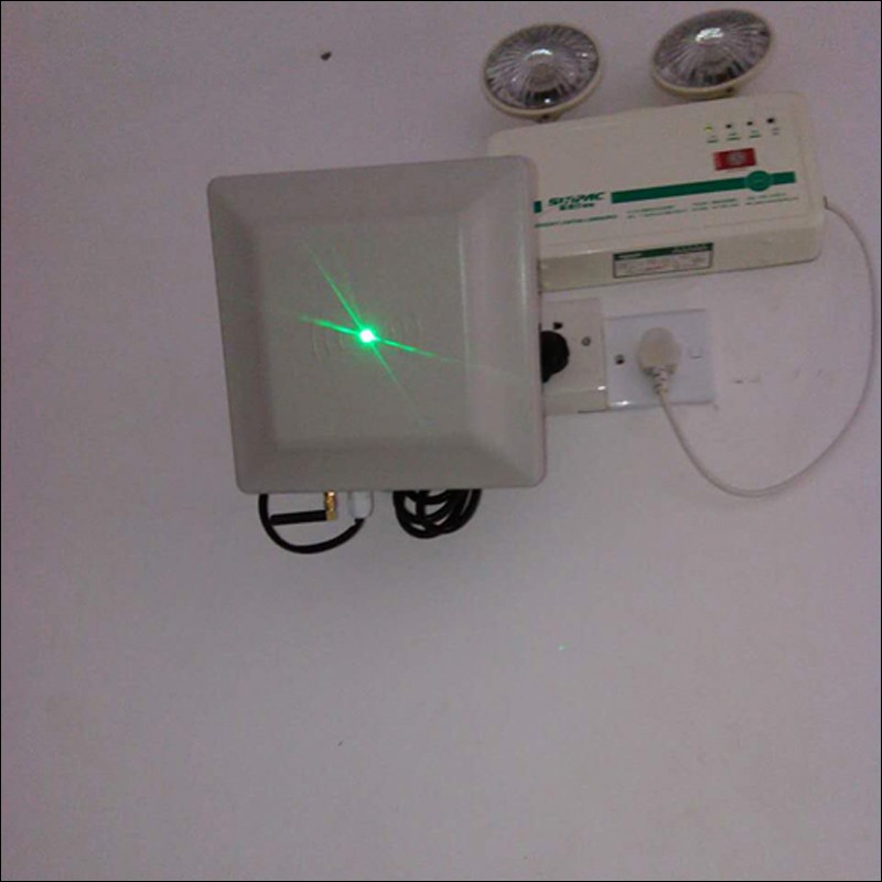 WIFI UHF Middle Range Reader 6M