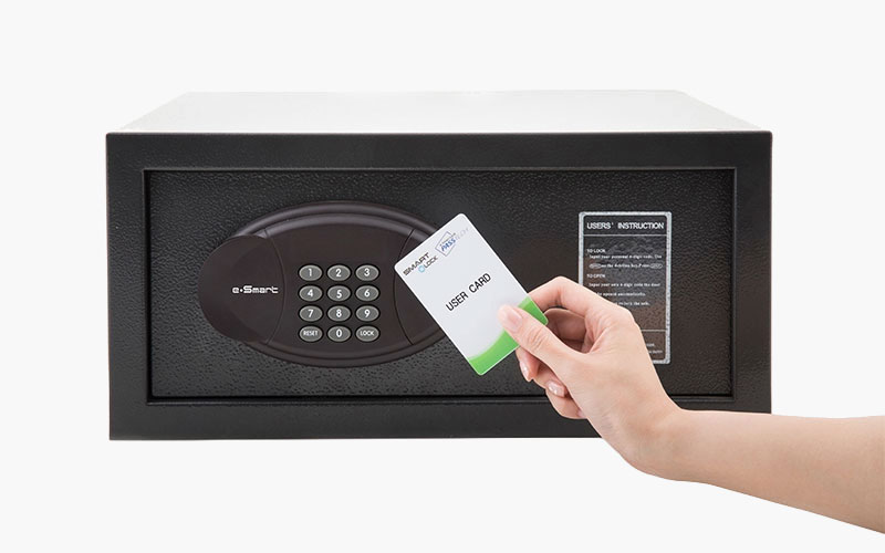 Zwiększanie bezpieczeństwa finansowego dzięki inteligentnym sejfom: rola technologii RFID